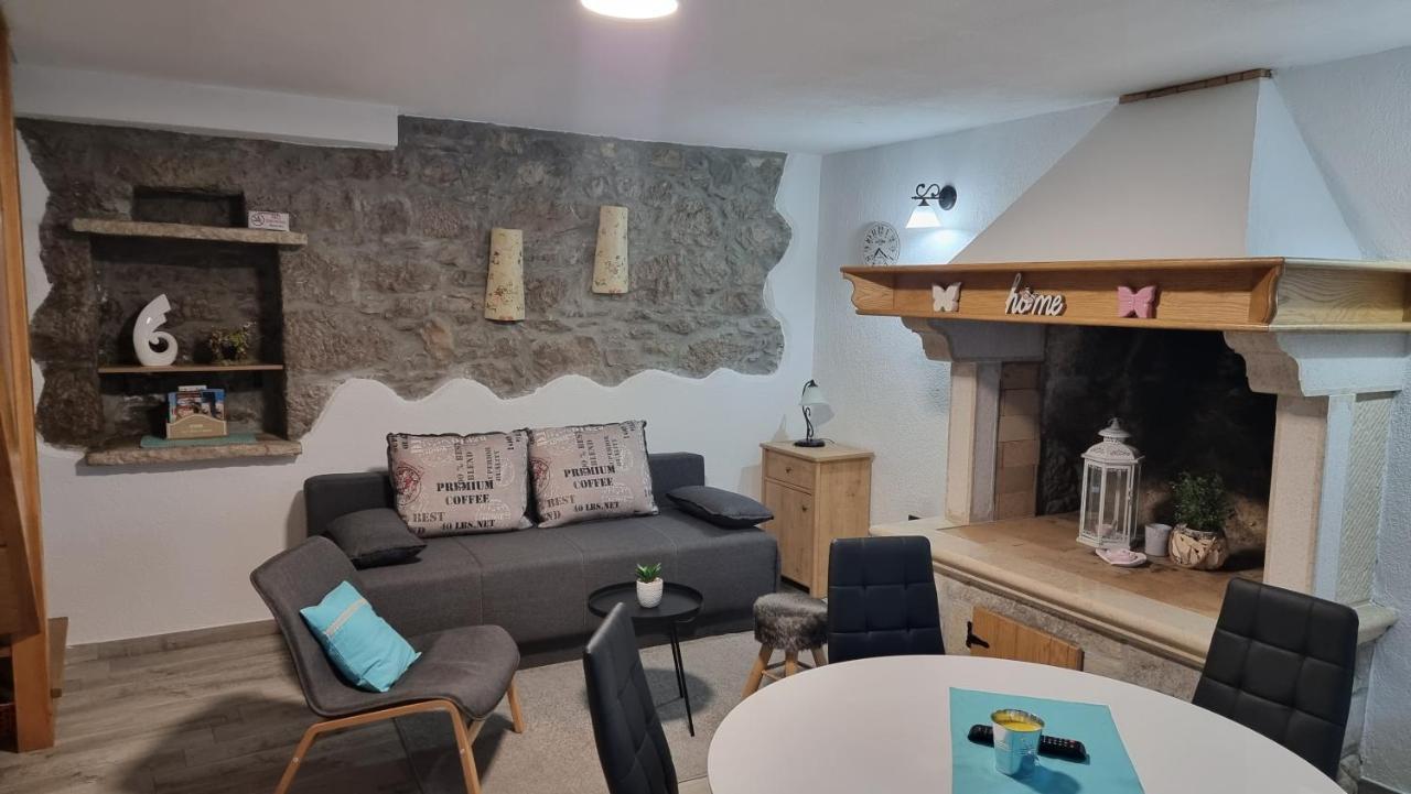 Villa Kos Lupoglav  Bagian luar foto