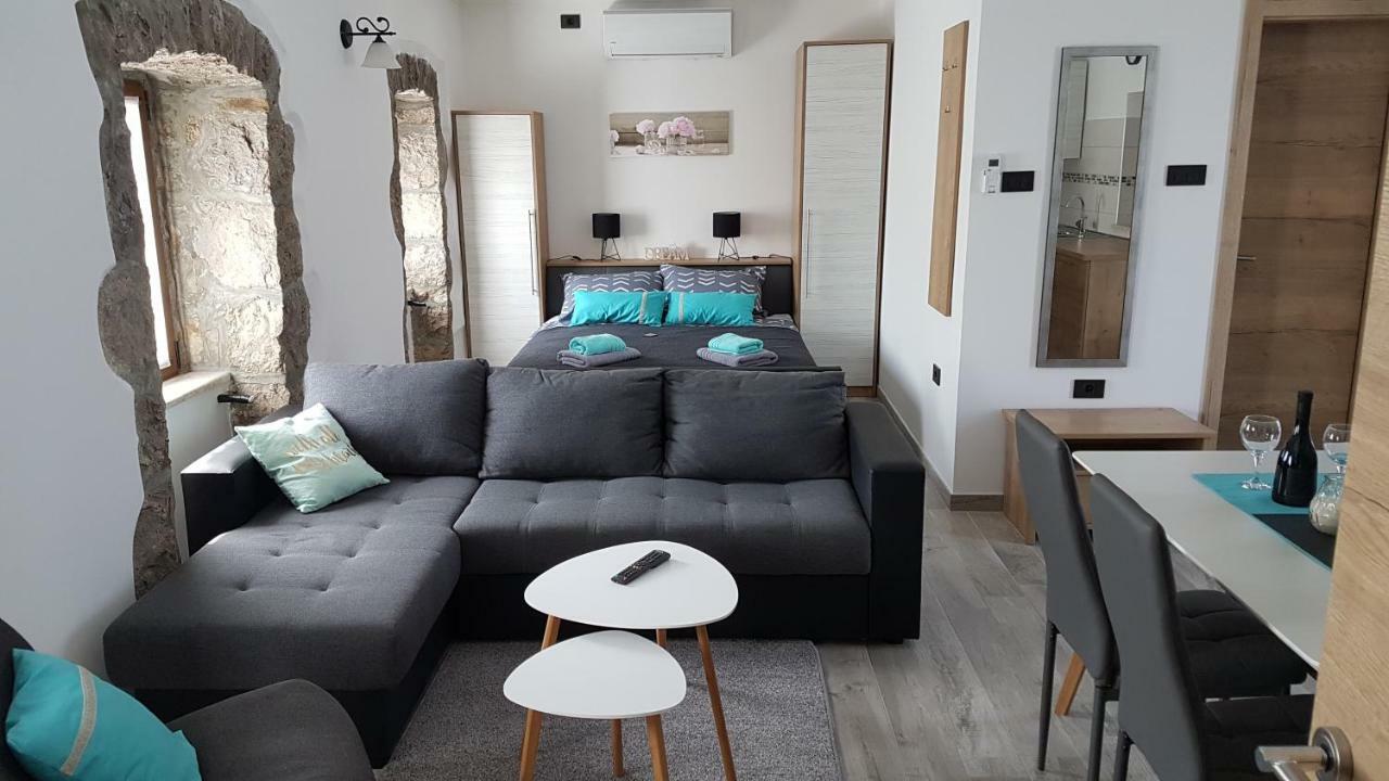 Villa Kos Lupoglav  Bagian luar foto