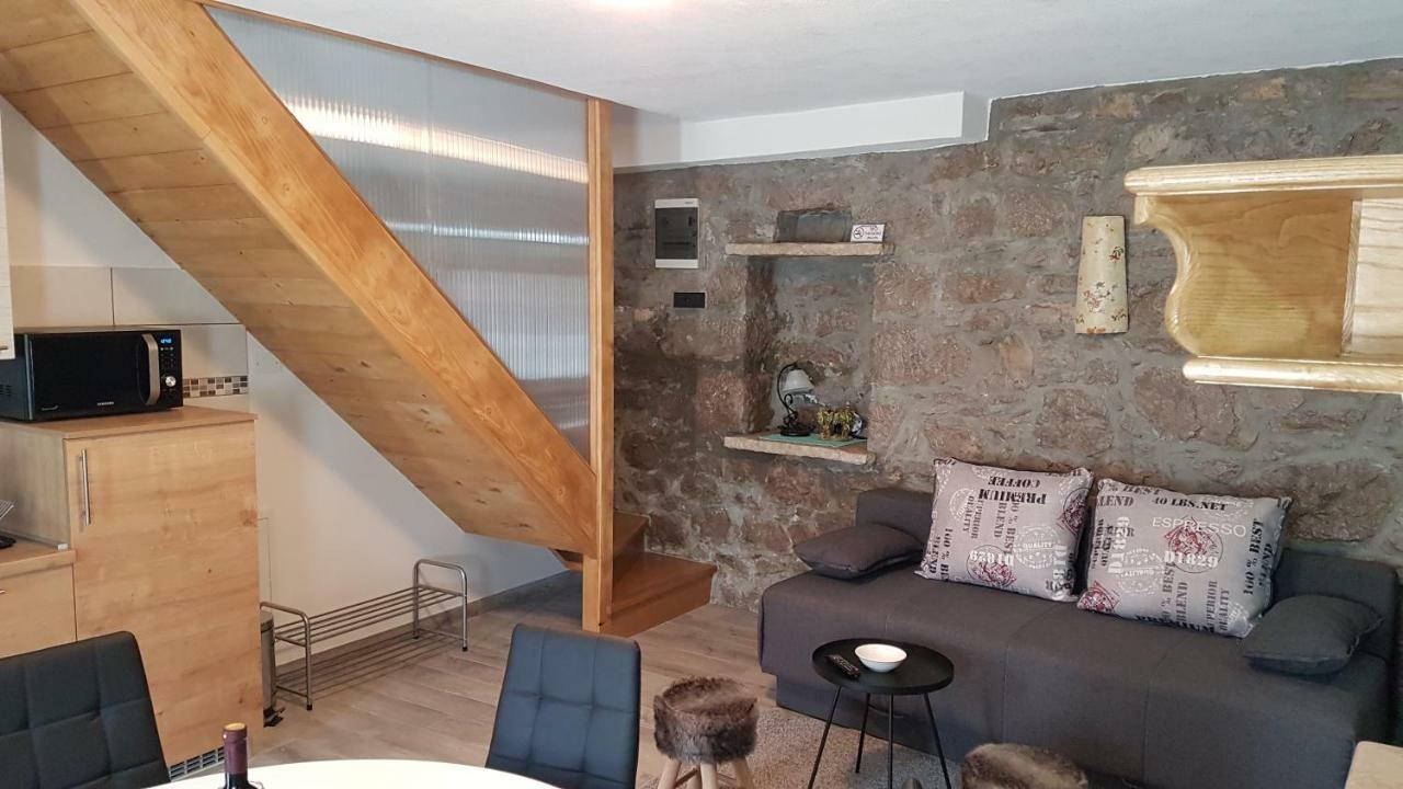 Villa Kos Lupoglav  Bagian luar foto