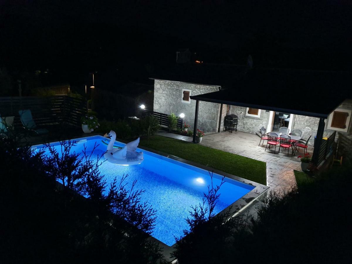 Villa Kos Lupoglav  Bagian luar foto