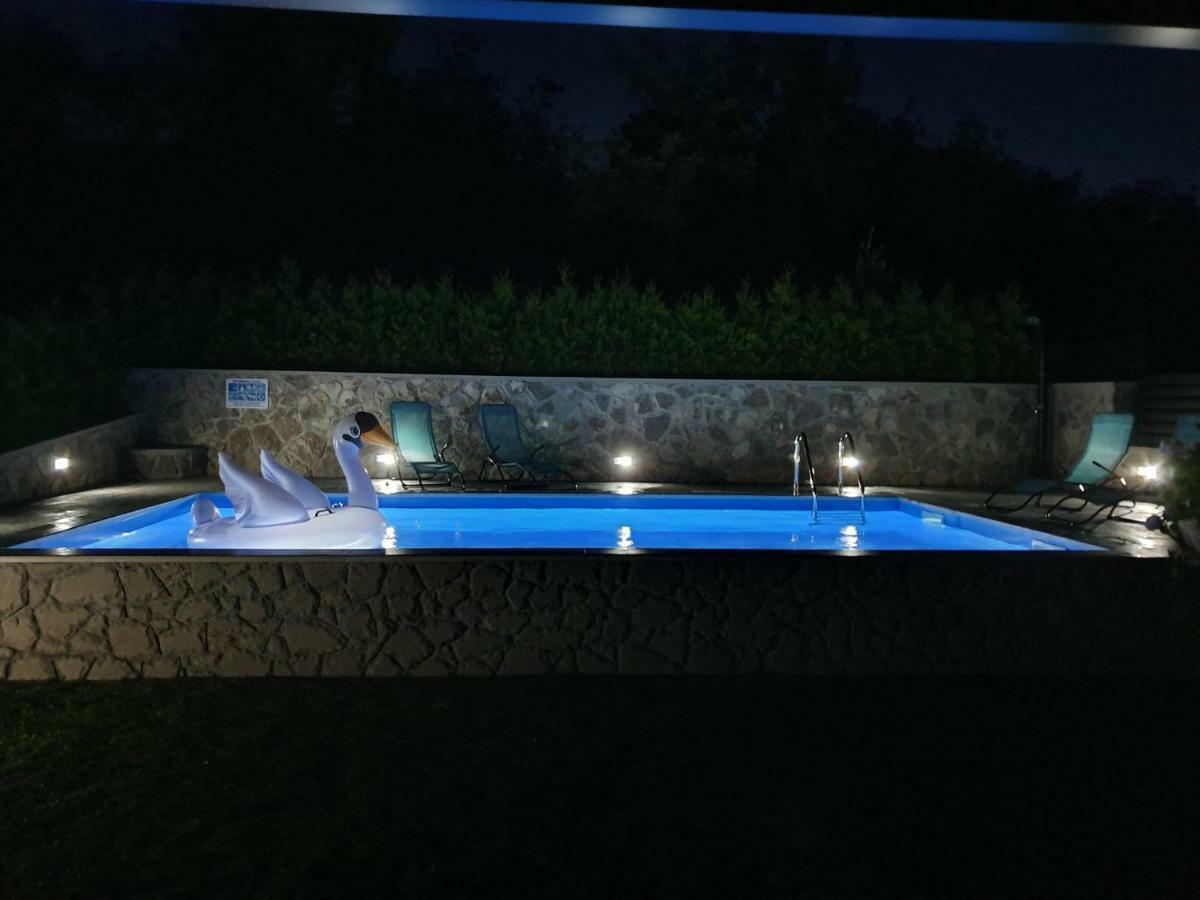 Villa Kos Lupoglav  Bagian luar foto